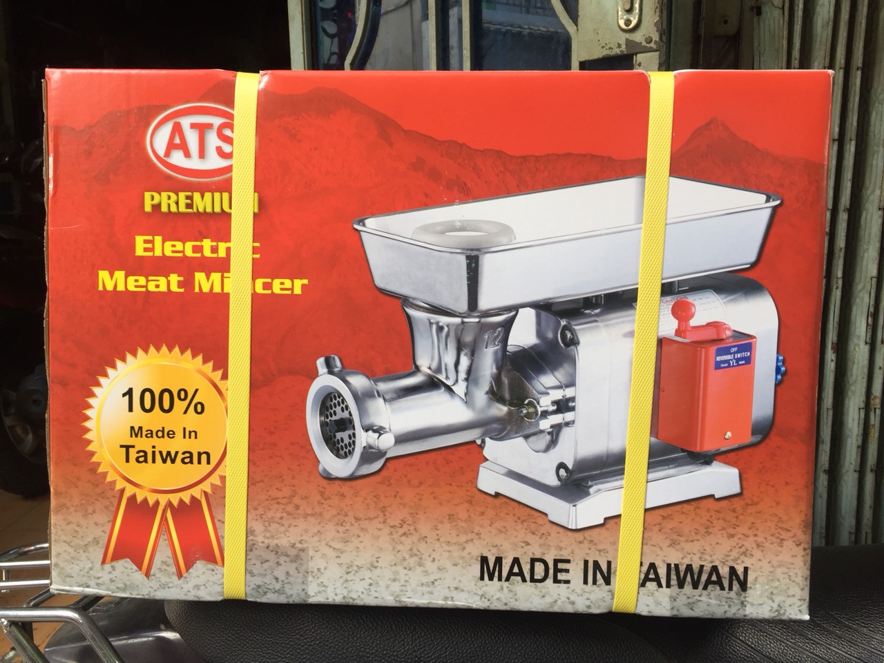 Máy xay thịt ATS TS-102 3/4HP nhập khẩu Đài Loan Máy xay thịt ATS TS-102 3/4HP nhập khẩu Đài Loan